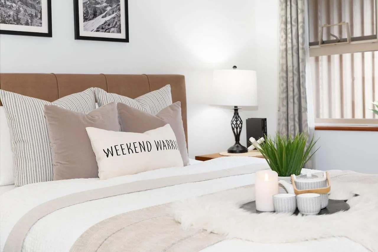 Slopeside Whistler Creek Apartment