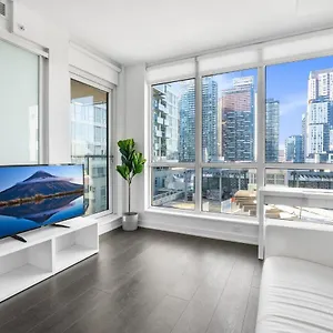 https://heart-of-downtown-toronto.niagara-fallshotels.com